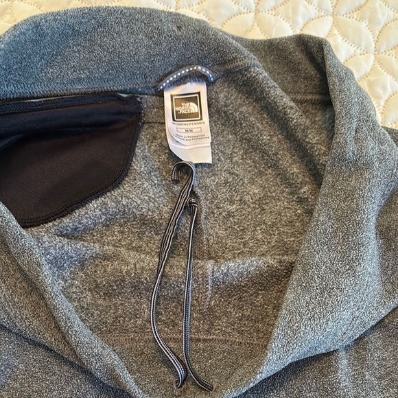 The North Face TKA100 Charcoal Fleece Pants for Cold Weather Wear Generous Med - Picture 6 of 14